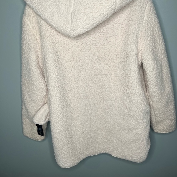 Urban Outfitters Reversible Sherpa Jacket - Picture 7 of 10